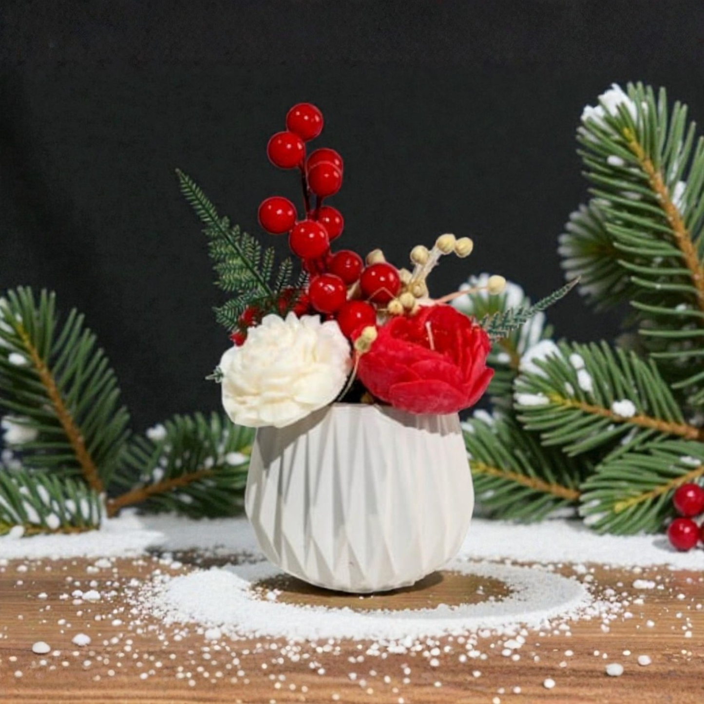 Βαζό Πορσελάνης με Λουλούδια